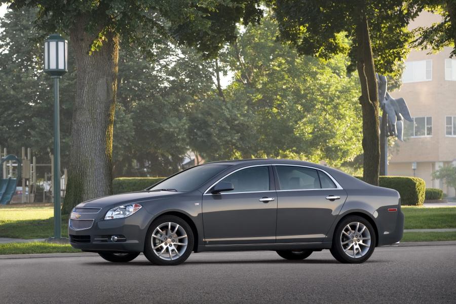  Chevrolet Malibu 2008 года  (фото 18 из 178)